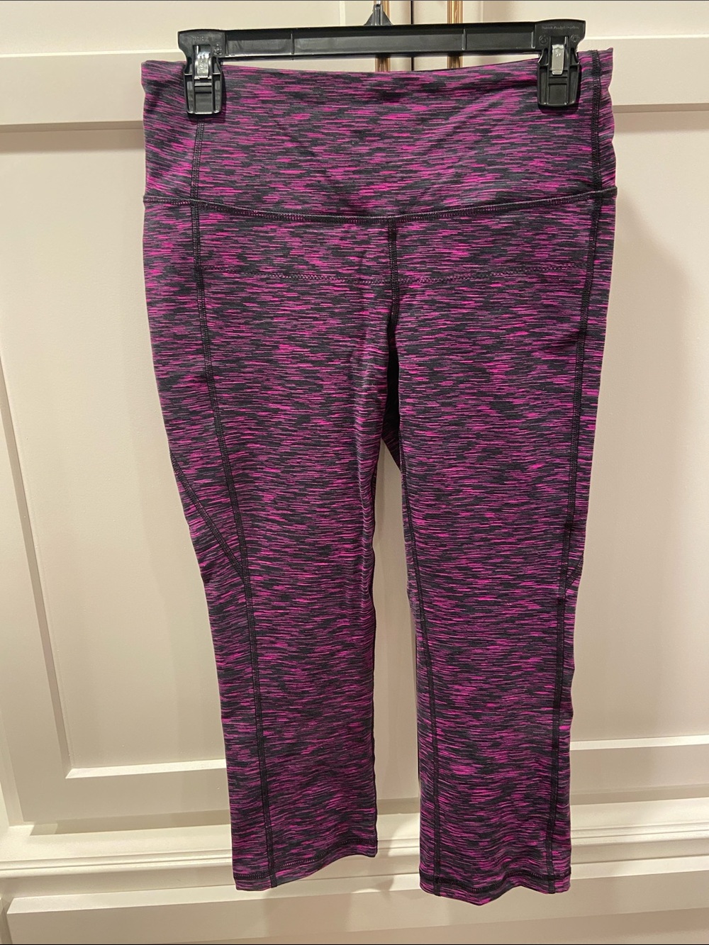 Lucy Purple Space-Dye Capri Leggings with Black Accents